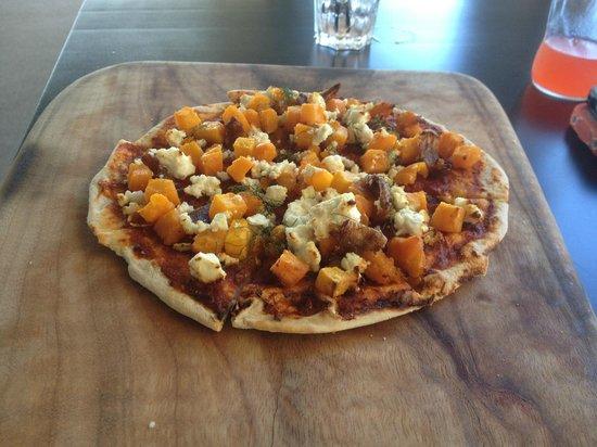 Mercure Mandy's on the Mountain Restaurant